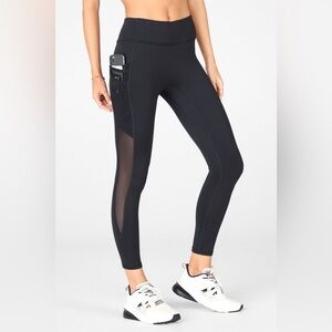Fabletics Trinity Motion365® Mid-Rise 7/8 Leggings